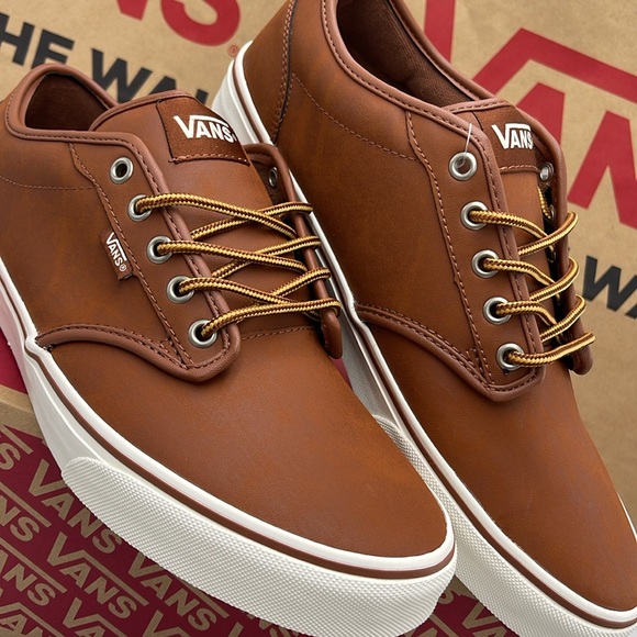Vans WMNS Leather Sneakers with White Accents Atwood (Leather)Brown/Marshmallow - Picture 6 of 16